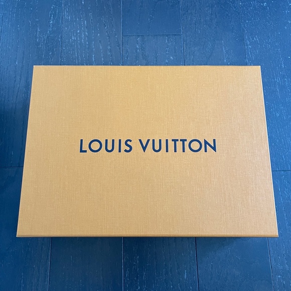 LOUIS VUITTON LV Gift Box Magnetic Empty Large Box storage decoration - Picture 1 of 7